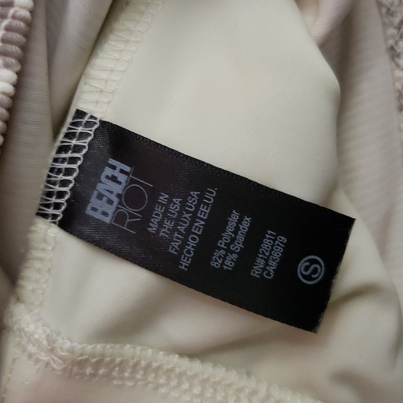 Beach Riot made in USA bikini top? reptile print - Picture 5 of 5